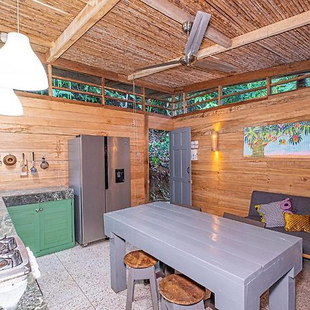 Casa La Colmena Βίλα Cahuita Εξωτερικό φωτογραφία