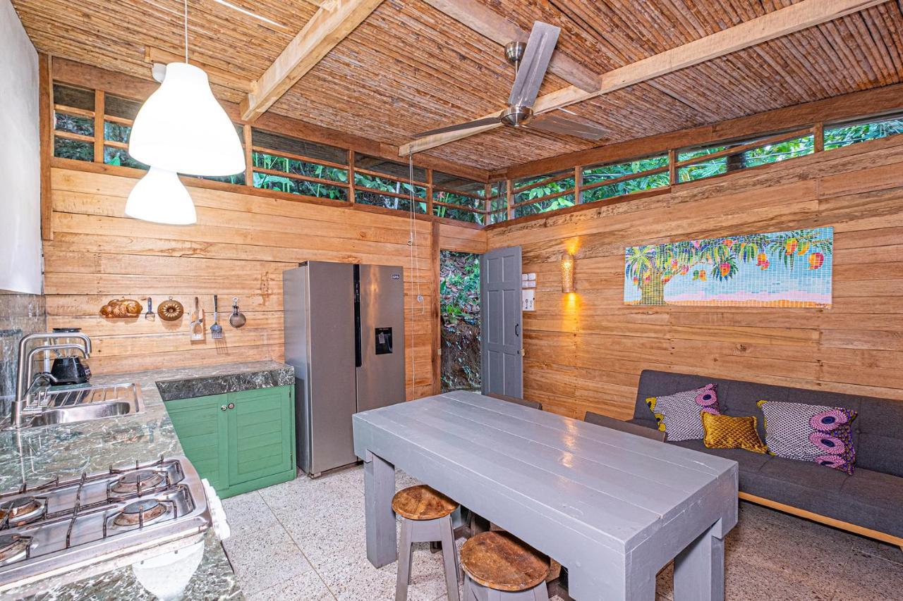 Casa La Colmena Βίλα Cahuita Εξωτερικό φωτογραφία